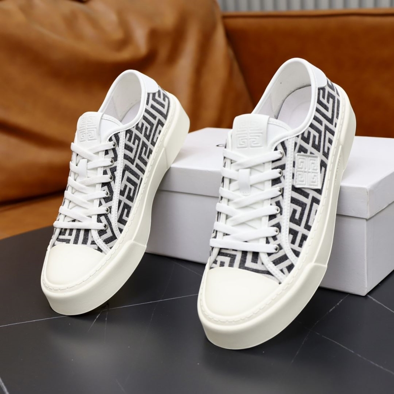 Givenchy Sneakers